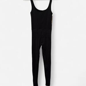 Black Skims seamless smoothing bodysuit #bodysuit sz S NWT